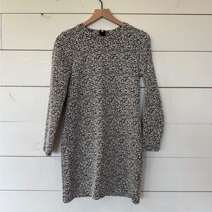 Banana Republic Black and White Long Sleeve Dress